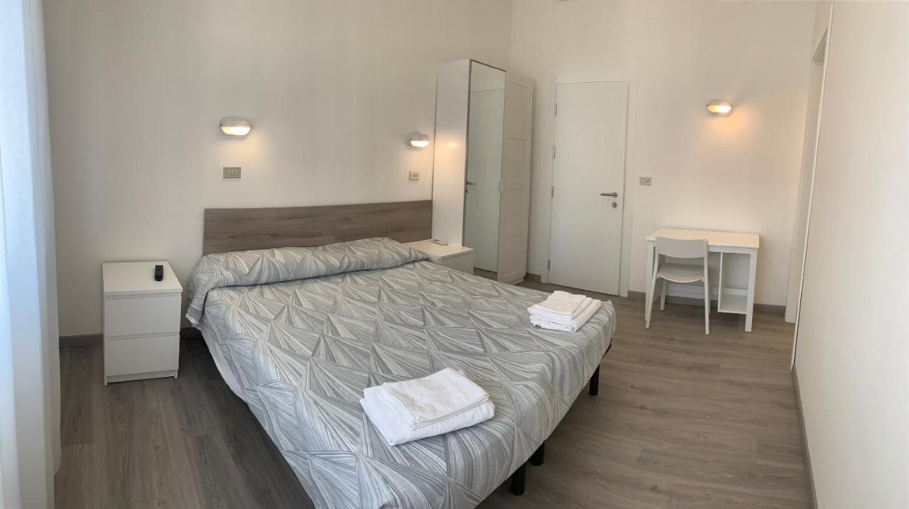Hotel Laika Rimini Esterno foto